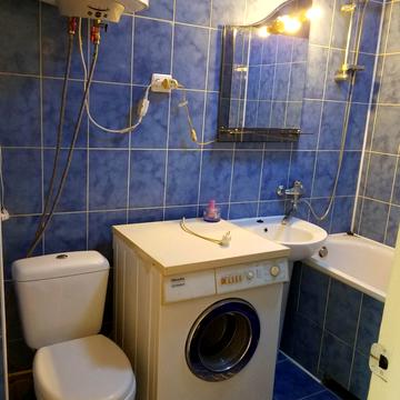 Генерала Безручка вул., 7