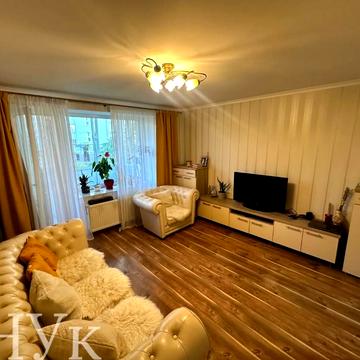 Глибока вул., 17