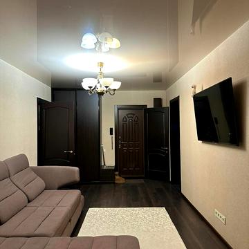 Добровольців пров., 3