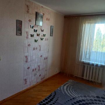 Володимира Стельмаха вул. (Курчатова), 13