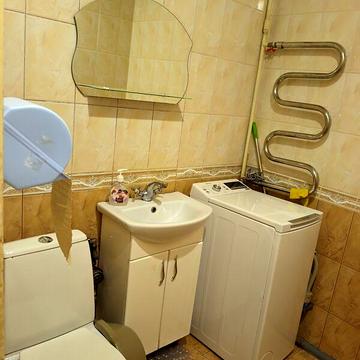 Довгострокова оренда 2к Квартира Антонова Олега вулиця