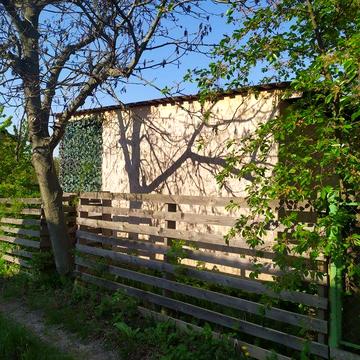 Продам  земельний участок-дачу в живописному місці.