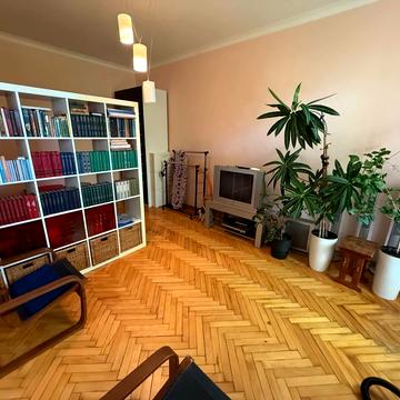 Михайла Котельникова вул., 53