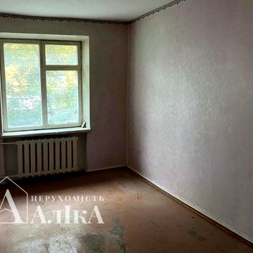 Продам 2-кімнатну квартиру в центрі міста