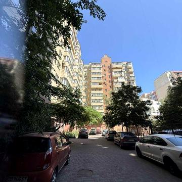 1 кім.квар. вул. Дюківська на 3му поверсі в житловому стані.