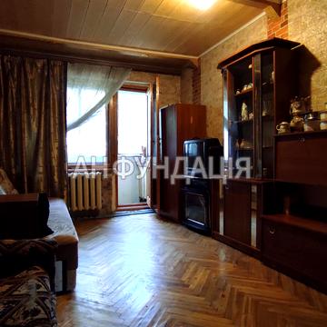 Познанська вул., 7