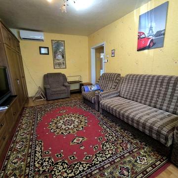 Продажа будинку в районі Новомиколааївка з гаражем