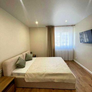 Красива 1к, новий ремонт,Виставка, повністю укомплектована, гардеробна