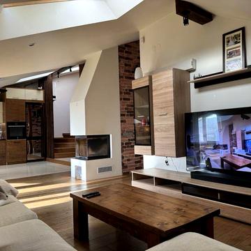 Пентхаус 100 м² у серці Сихова з панорамним видом на місто