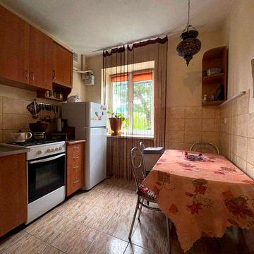 Продаж 2 кім квартира 42 м2, вул. Угорська, м. Львів
