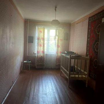 Продам трех комнатную квартиру, район марс(торг уместен)