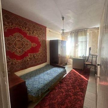 Продам 2 кімнатну квартиру в центрі