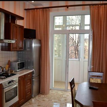 Кріпосний провулок, 4