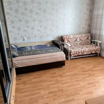 Сдам однокомнатную до лета