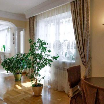 Продаж квартири 126 кв.м, Срібнокільська 12, видова
