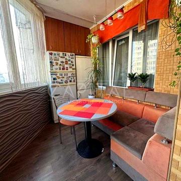 Продаж / Квартира / 79 м2 / Дарницький район / вул. Срібнокільська, 8