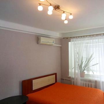 Сімї Ідзиковських вул. (Михайла Мишина), 2