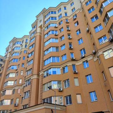Однокімнатна квартира по центральній алеї ЖК Софія Сіті. Обжитий буд. ЖК Софія Сіті від Мартинова