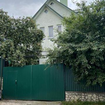Продається будинок 6 км від міста