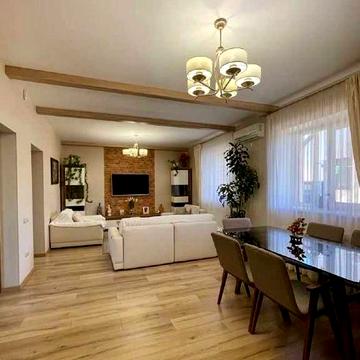 Дом на 11 сотках. Море- в 10минутах.