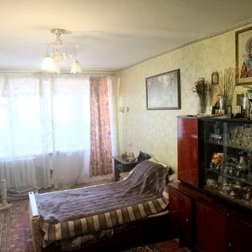Продам 1 комнатную квартиру в районе Малого рынка.