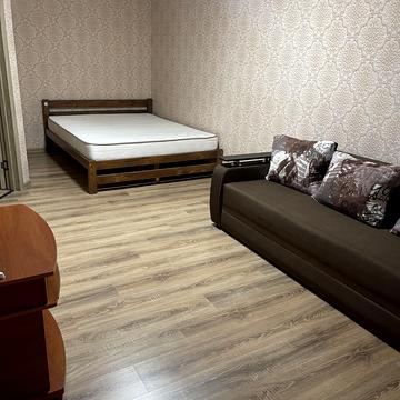 Миру вул., 41