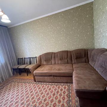 Зої Гайдай вул., 9/8