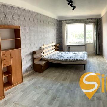 Чарівна вул., 333