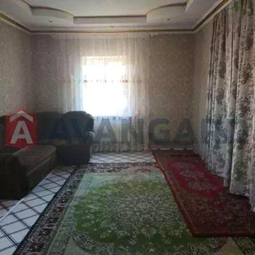 У продажу будинок в районі Будівельник