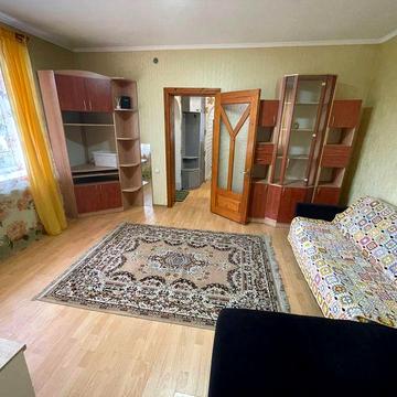 Сдам 2-комнатную квартиру с удобствами, центр города