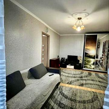 ПРОДАМ 2- кв. з меблями  с.Волошинівка Баришівський р-н, Київ. обл.