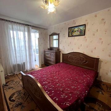 Продаж 2 кімнатної квартири на Київській