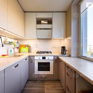 Продаж 3к Квартира Валентинівська вулиця