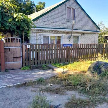 Будинок Красилiвка, початок. Вул. Благодатна. Траса.. Без торгу. Город