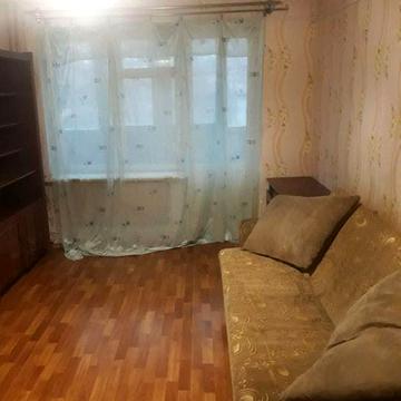 Двухкомнатная магнитогорска с автономкой  в центрі каменского от хозяи