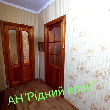 Героїв України вул., 24 к2