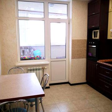 Продам 3-х комнатную квартиру с Евроремонтом в ЖК Зеленый Остров-2 ЖК Зеленый Остров-2