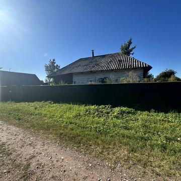 Продам дом с. Красное по трассе Киев - Чернигов