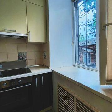 продам 3к.кв, Центр, ул  Каразина, м. Университет