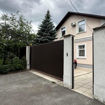 Степана Чобану вул. (Василя Алексухіна), 11