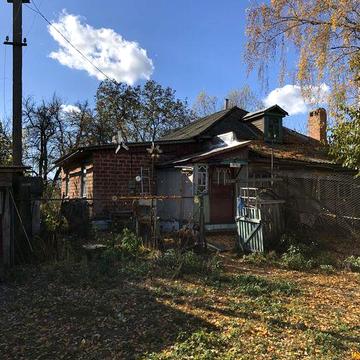 Продается хата. И 30 соток земли. Огород, сад