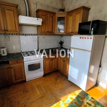 Лабораторна вул., 33/37
