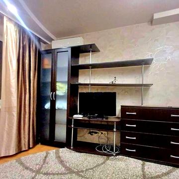 Сдается 2к квартира , улица Гули Королёвой 12