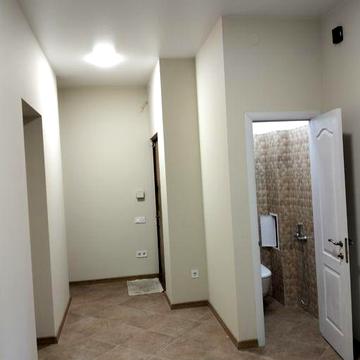 Я.Мудрого 3х " люкс" 2 поверх ремонт 97 м