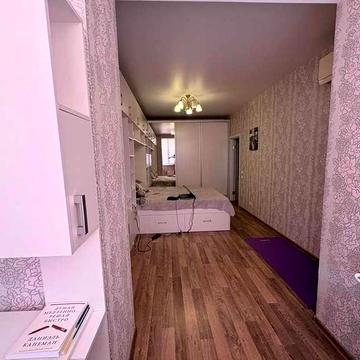 baz-03 Продам 1ком. квартиру М. Грушевского