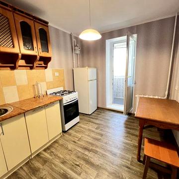 ЗДАМ укомплектовану 1 кім.кв. район Митниця  12000грн.