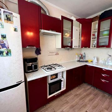 Продаю добротную 1 ком квартиру в ЖК Озерки