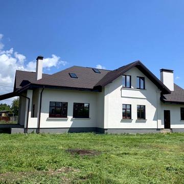 Центр. Цегла 230+159 м2. Теплий.