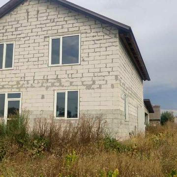 Продам дом в Бучанский райне село Озера