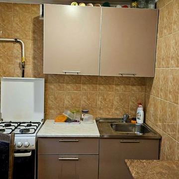 Будівельників вул., 12-А